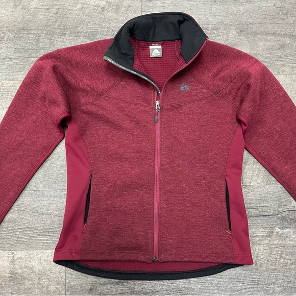 Nike ACG Y2K Women’s Burgundy Full Zip Fleece Jacket Size Medium - Picture 2 of 10